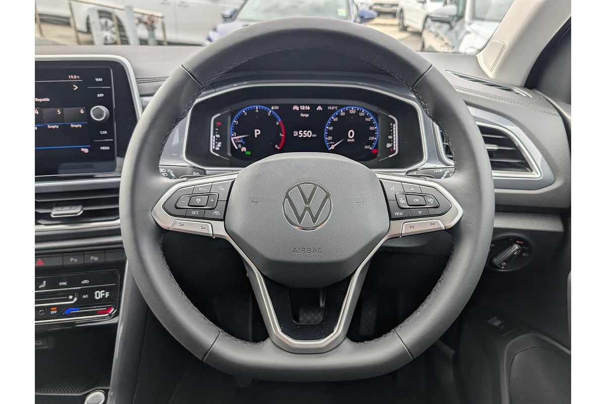 2025 Volkswagen T-Roc 110TSI Style D11