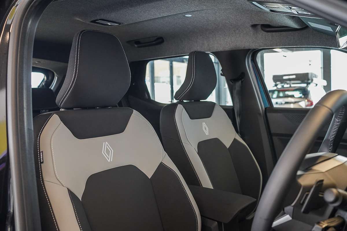 2025 Renault Duster Techno X1311