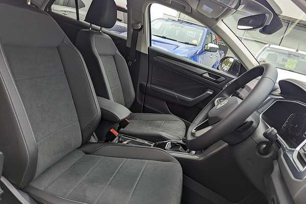 2025 Volkswagen T-Roc 110TSI Style D11