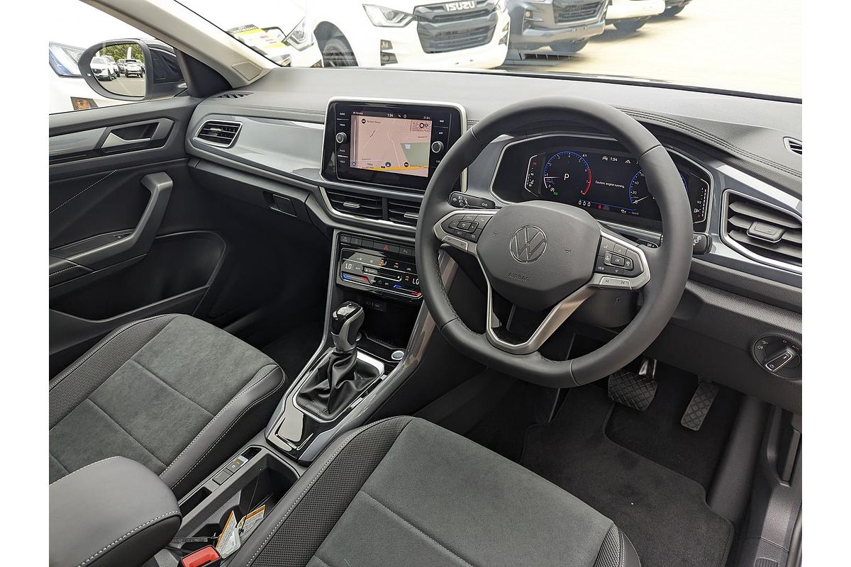 2025 Volkswagen T-Roc 110TSI Style D11