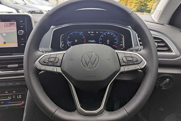 2025 Volkswagen T-Roc 110TSI Style D11