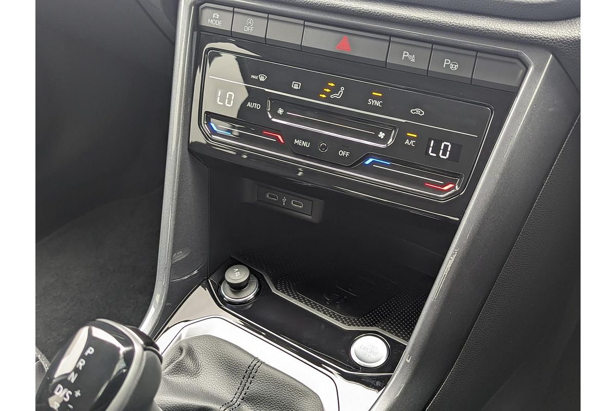 2025 Volkswagen T-Roc 110TSI Style D11