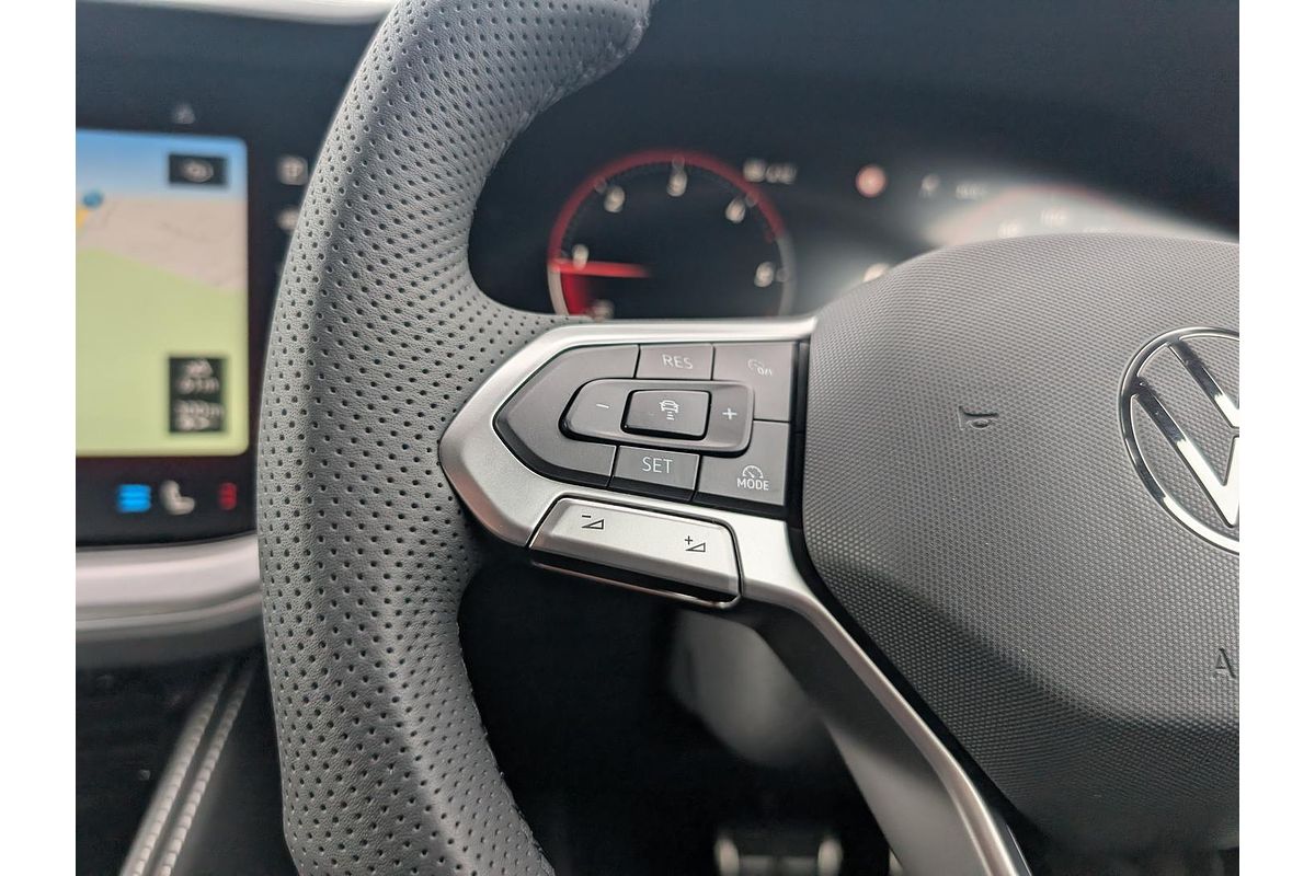 2025 Volkswagen Touareg 210TDI R-Line RC