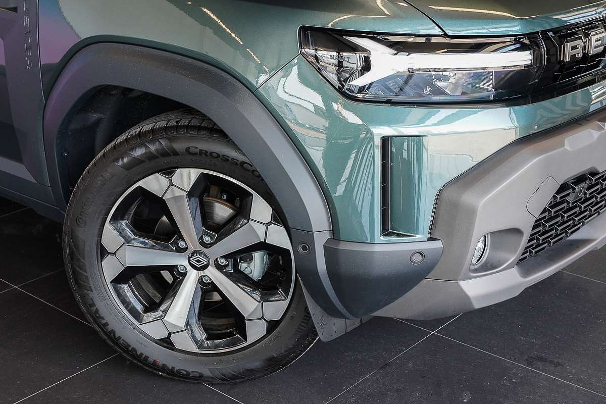 2025 Renault Duster Techno X1311