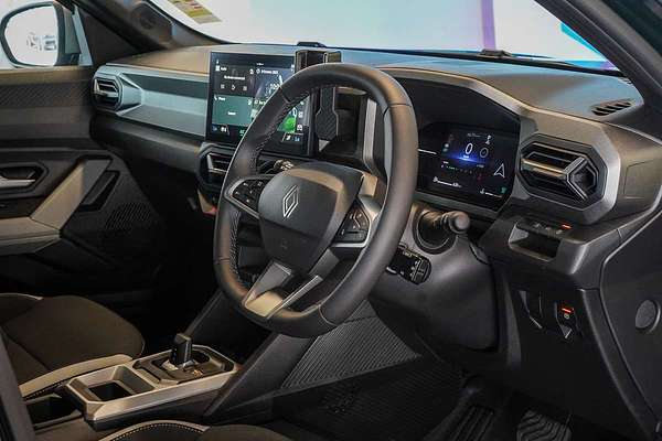 2025 Renault Duster Techno X1311