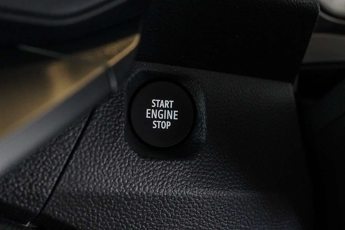 2025 Renault Duster Techno X1311