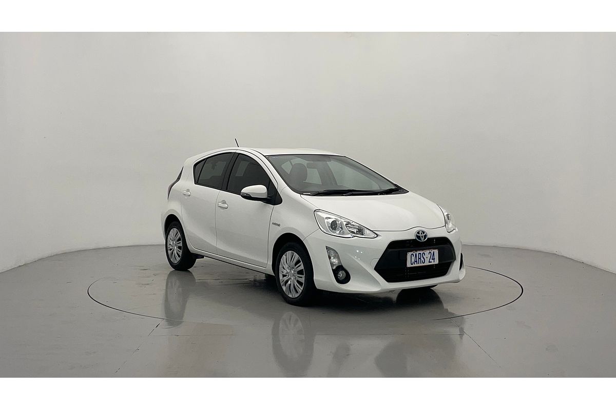 2017 Toyota Prius C NHP10R