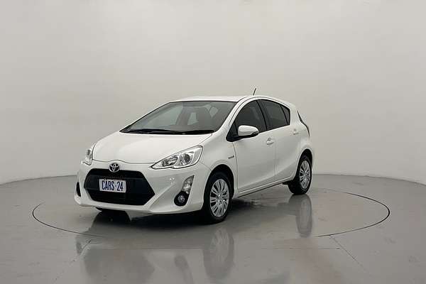 2017 Toyota Prius C NHP10R