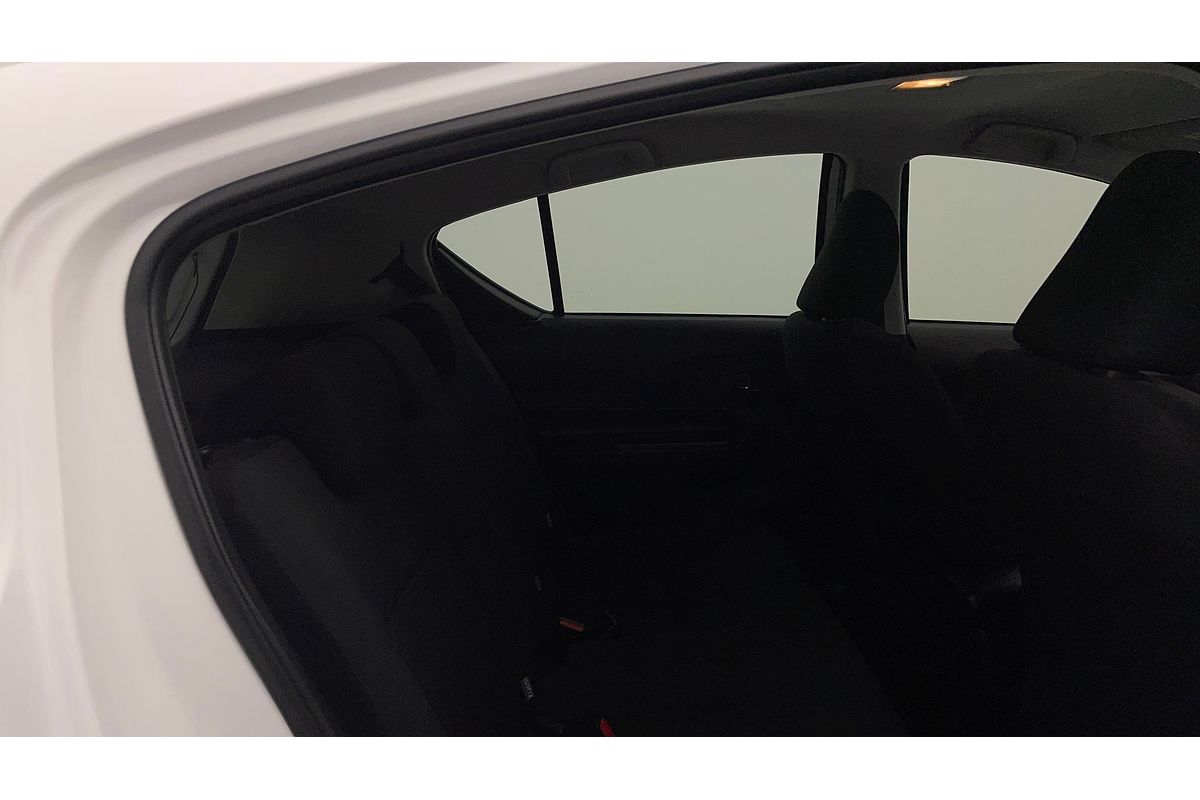 2017 Toyota Prius C NHP10R