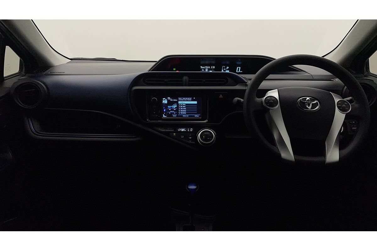 2017 Toyota Prius C NHP10R