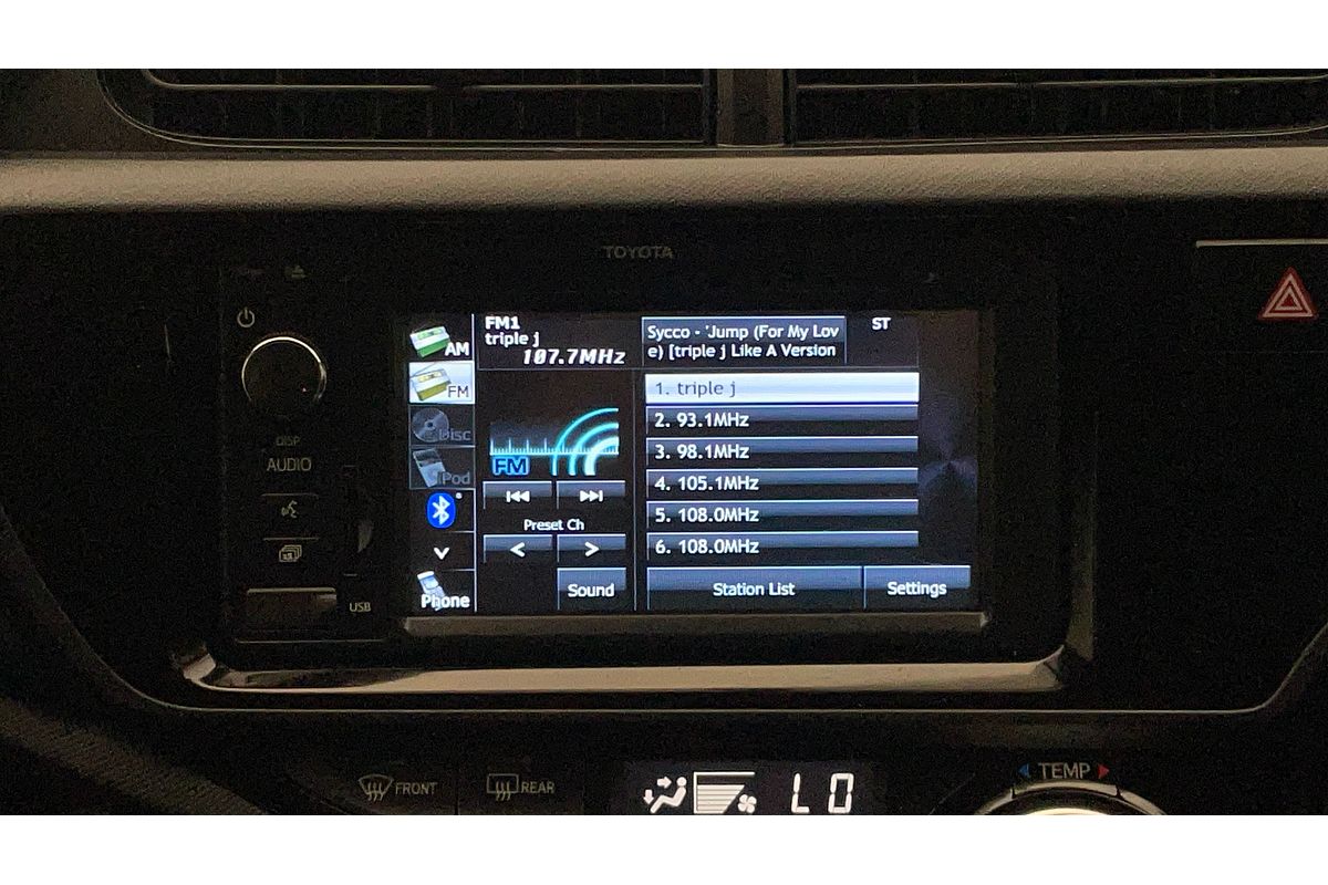 2017 Toyota Prius C NHP10R