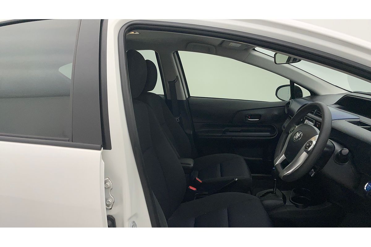 2017 Toyota Prius C NHP10R