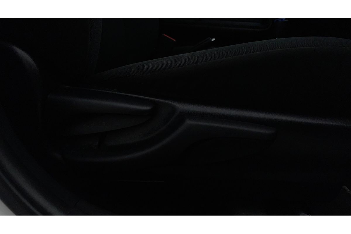 2017 Toyota Prius C NHP10R