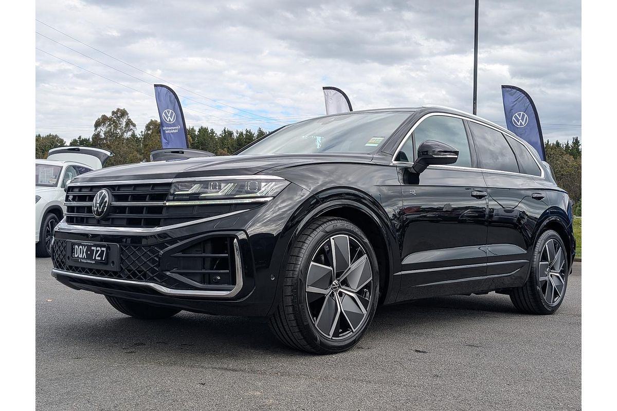 2025 Volkswagen Touareg 210TDI R-Line RC