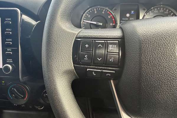 2019 Toyota Hilux SR GUN126R 4X4