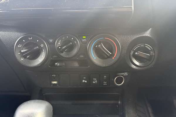 2019 Toyota Hilux SR GUN126R 4X4