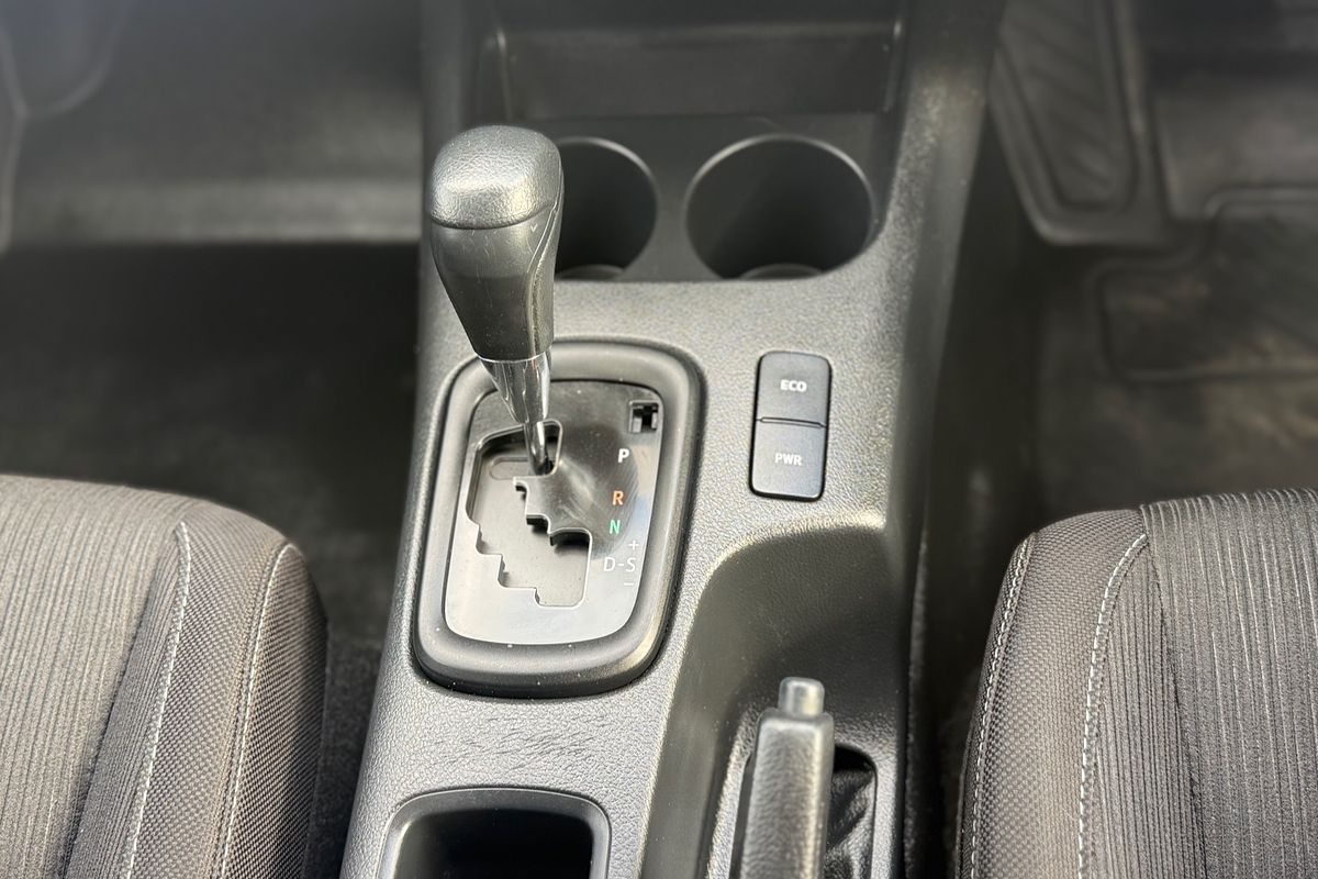 2019 Toyota Hilux SR GUN126R 4X4