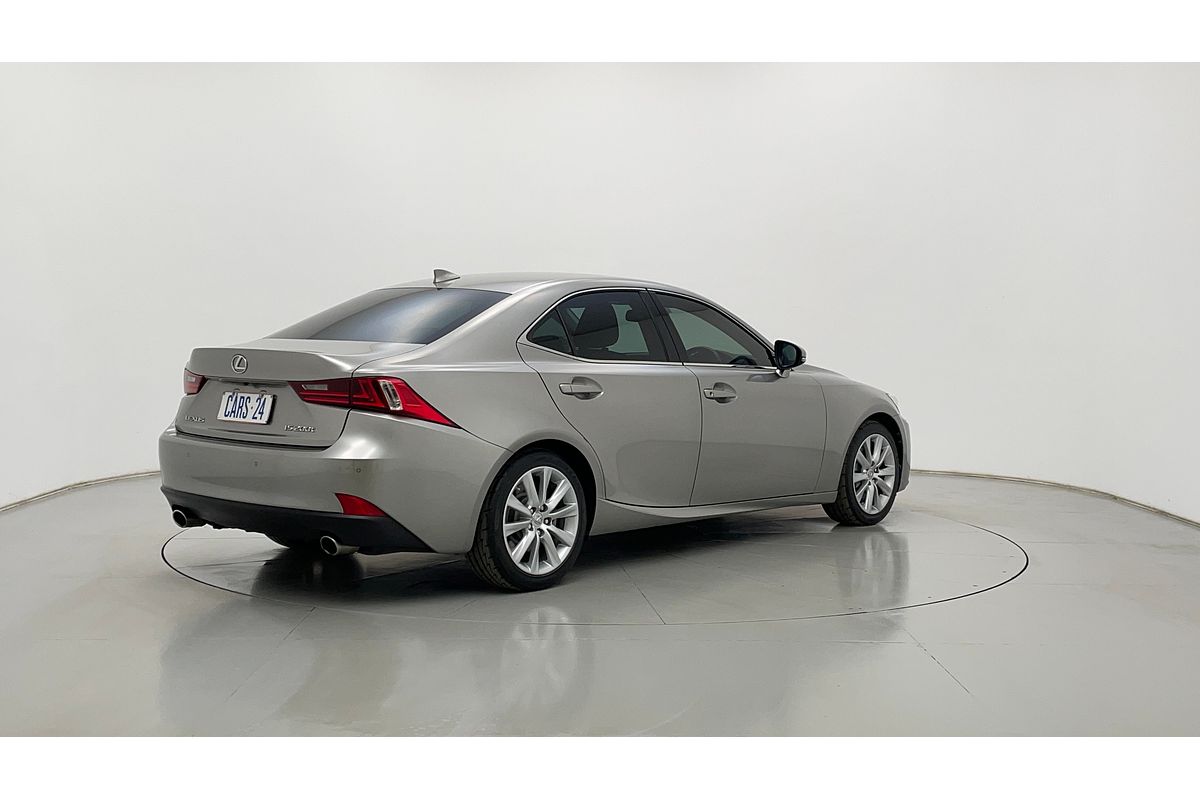 2016 Lexus IS IS200t Luxury ASE30R