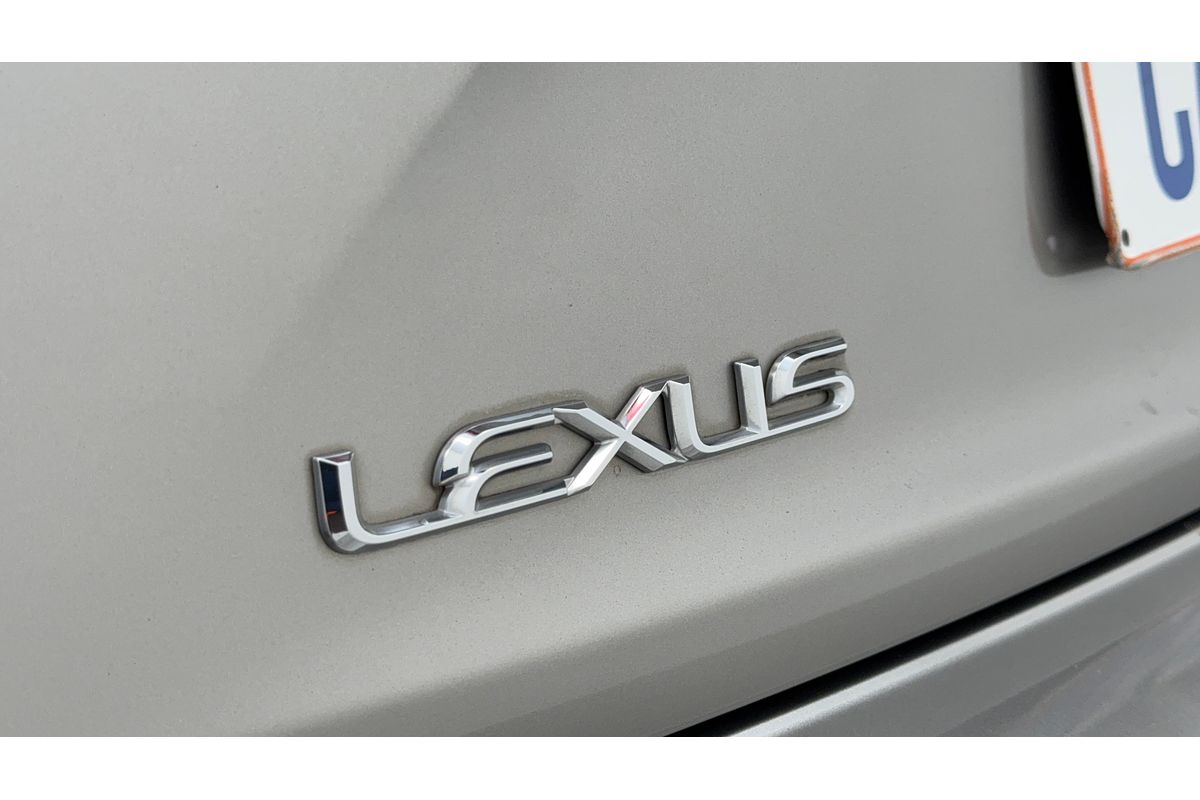 2016 Lexus IS IS200t Luxury ASE30R