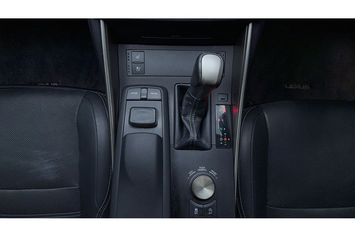 2016 Lexus IS IS200t Luxury ASE30R