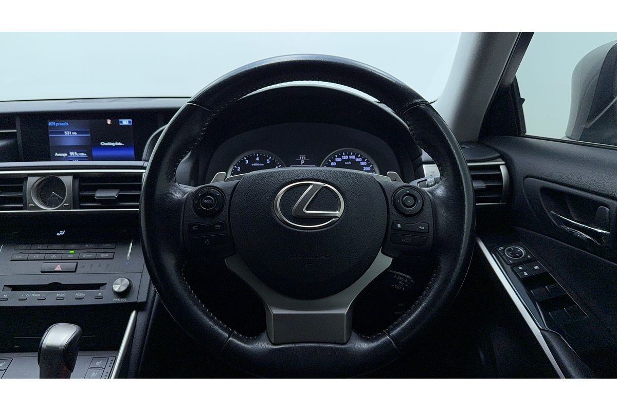 2016 Lexus IS IS200t Luxury ASE30R
