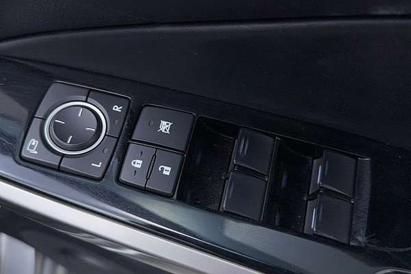 2016 Lexus IS IS200t Luxury ASE30R