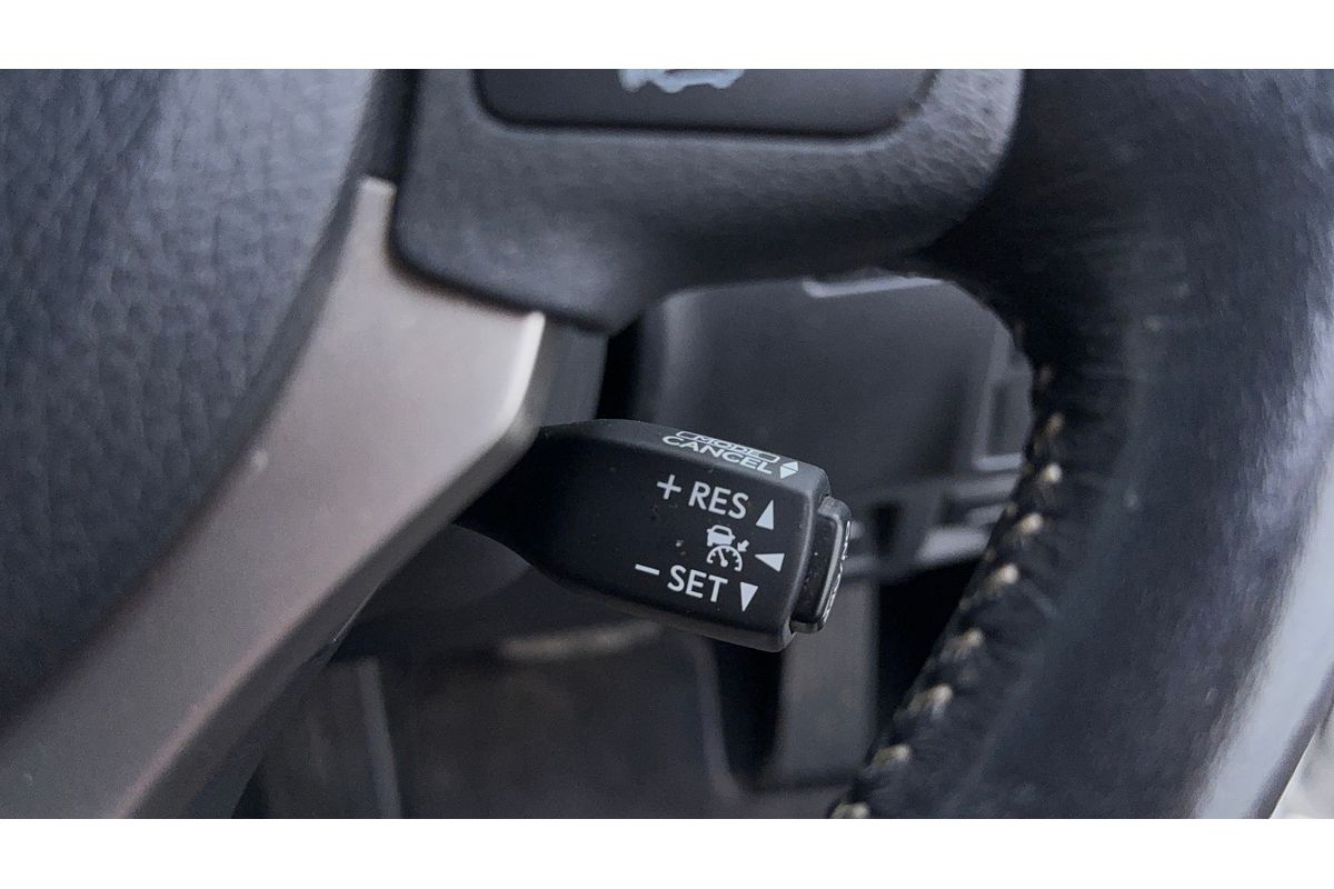2016 Lexus IS IS200t Luxury ASE30R