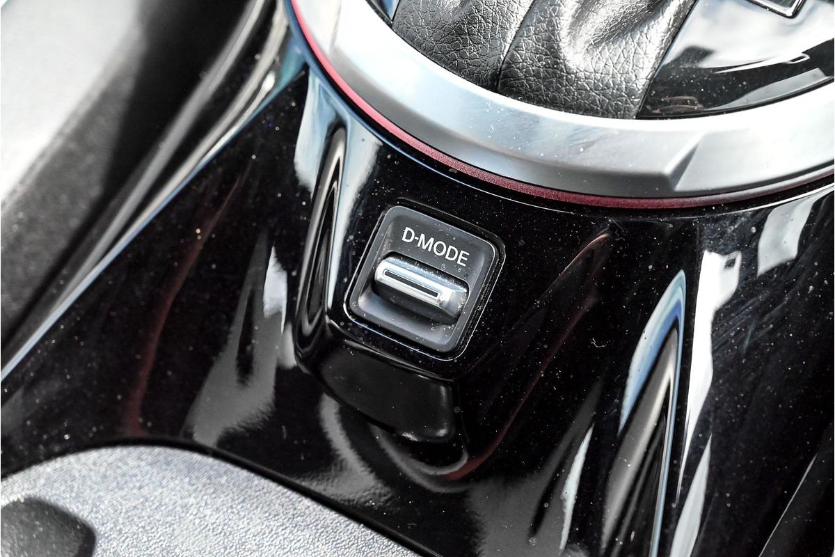 2023 Nissan JUKE ST-L F16