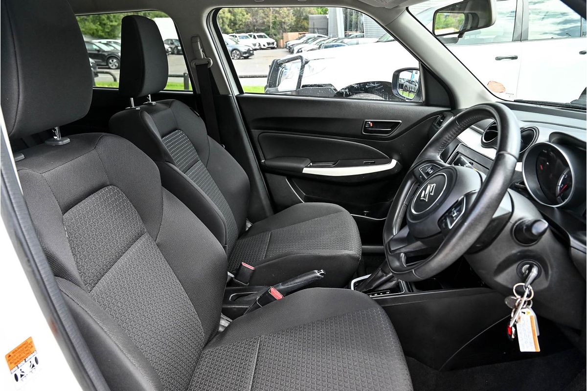 2017 Suzuki Swift GL Navigator AZ