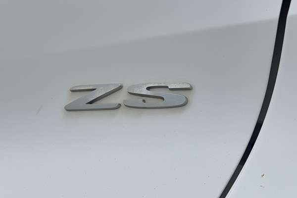 2019 MG ZS Essence AZS1