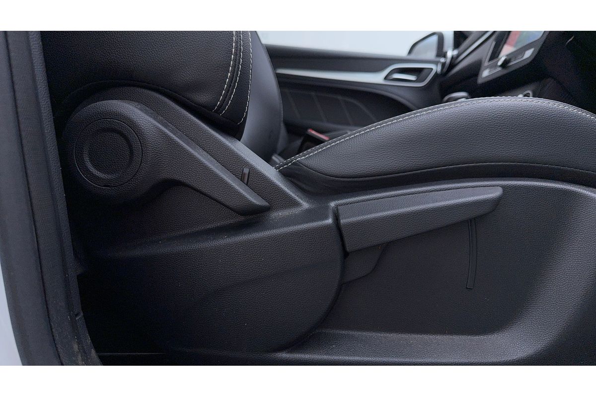 2019 MG ZS Essence AZS1