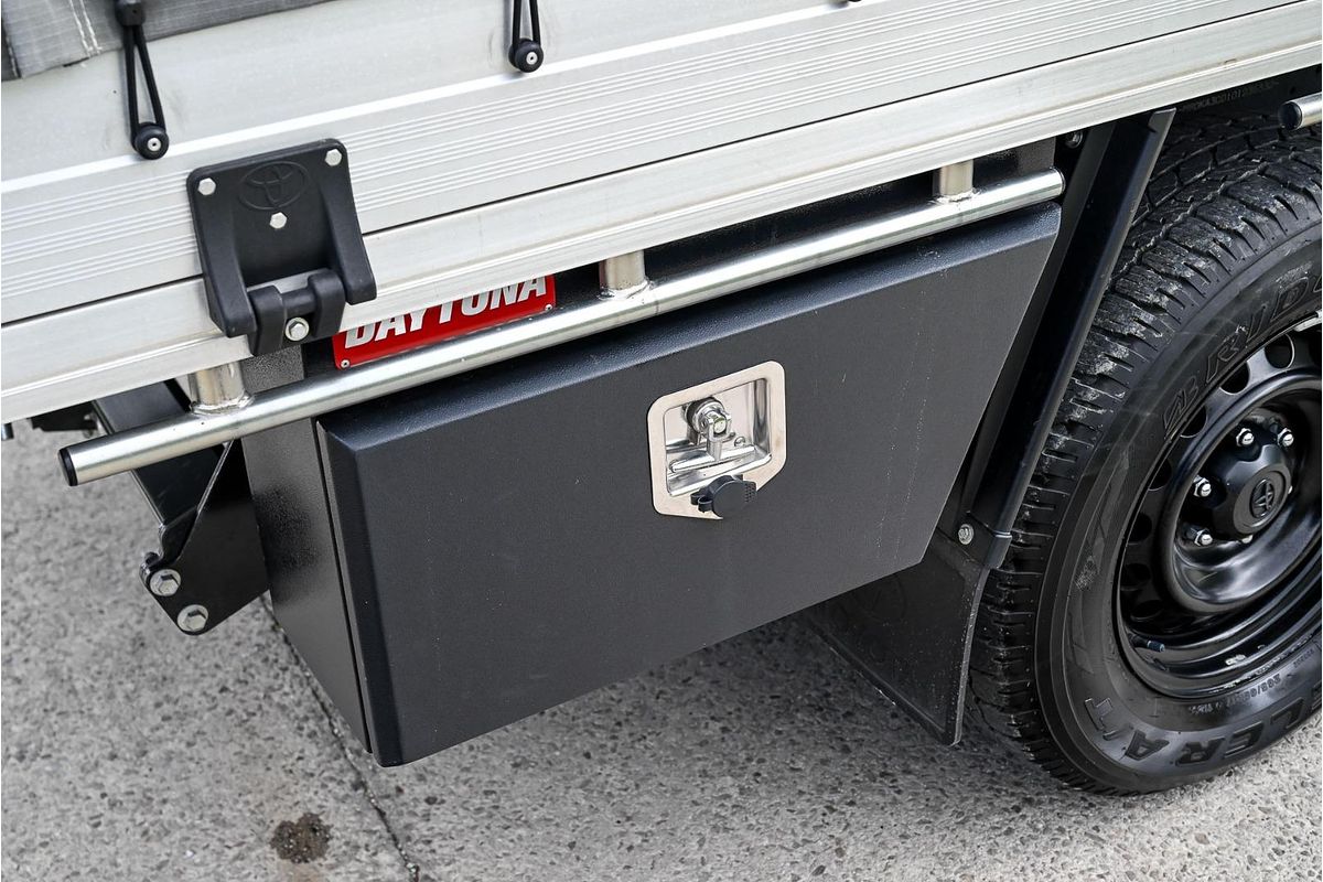 2019 Toyota Hilux SR GUN126R 4X4