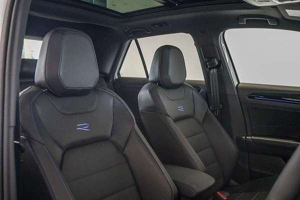 2025 Volkswagen T-Roc R D11