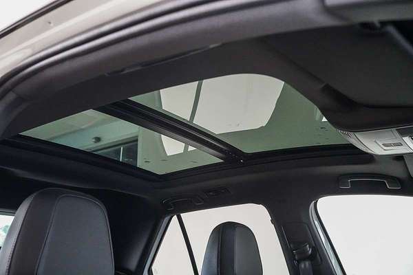 2025 Volkswagen T-Roc R D11