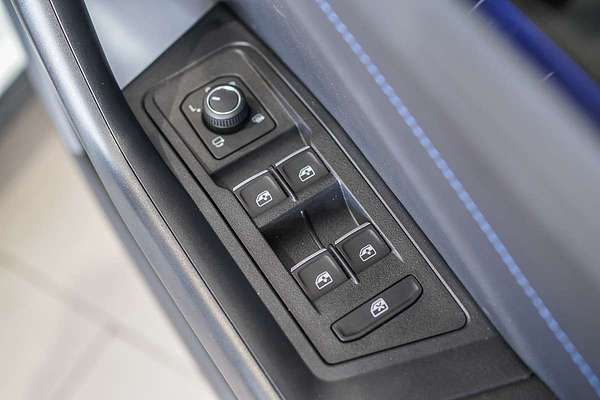 2025 Volkswagen T-Roc R D11