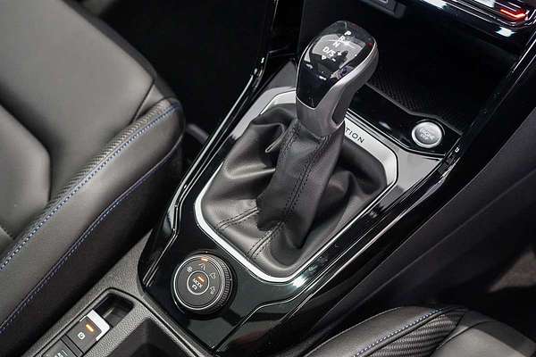 2025 Volkswagen T-Roc R D11