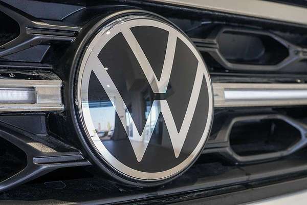 2025 Volkswagen T-Roc R D11