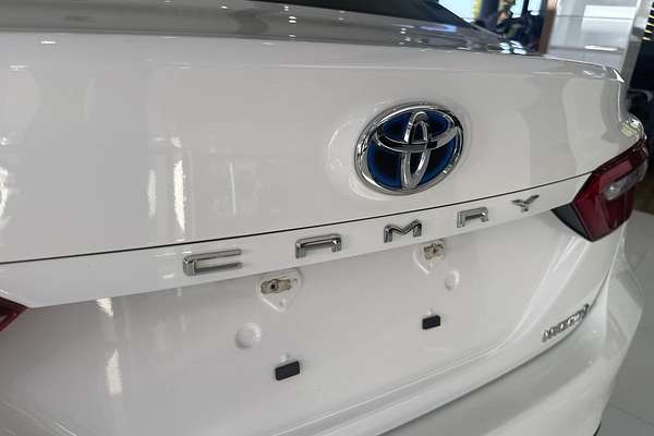 2019 Toyota Camry Ascent AXVH71R