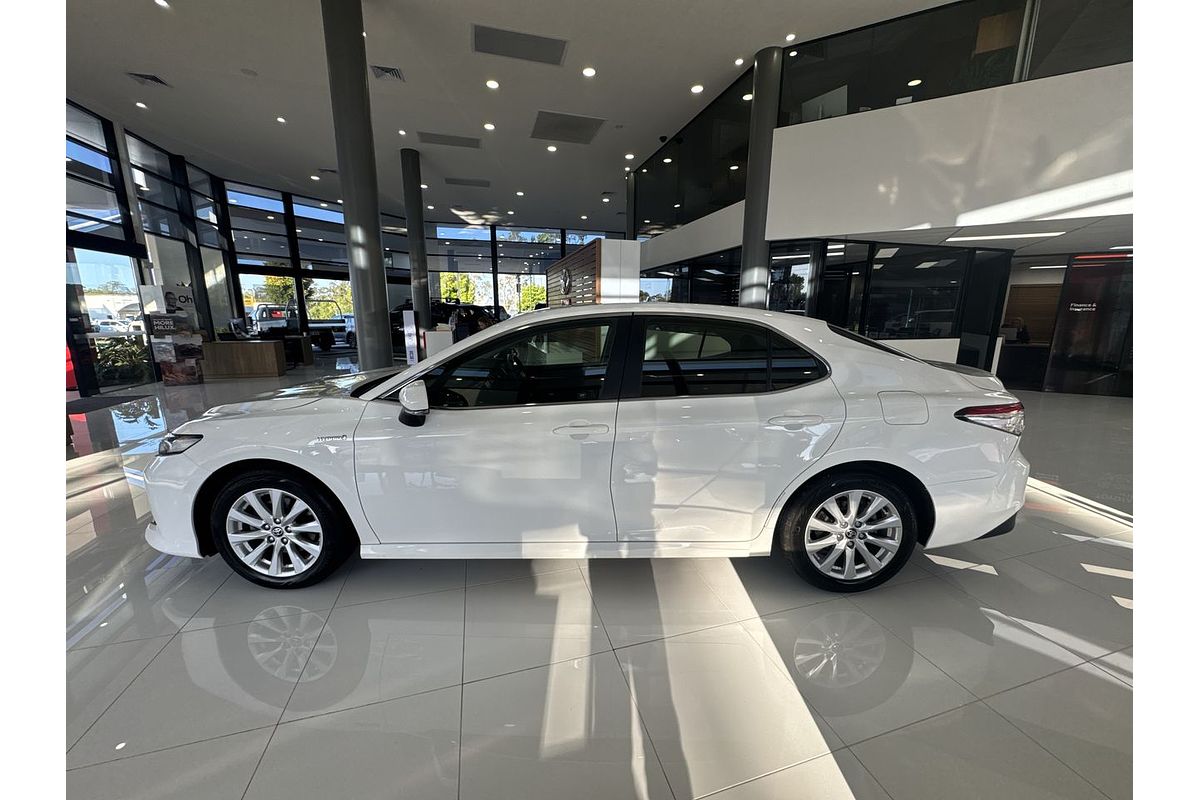 2019 Toyota Camry Ascent AXVH71R