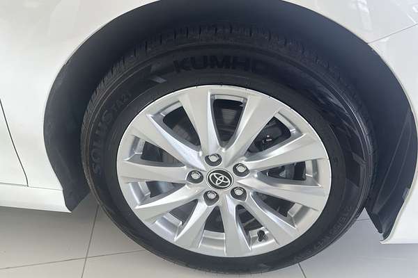 2019 Toyota Camry Ascent AXVH71R