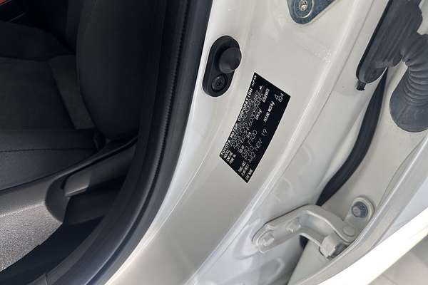 2019 Toyota Camry Ascent AXVH71R