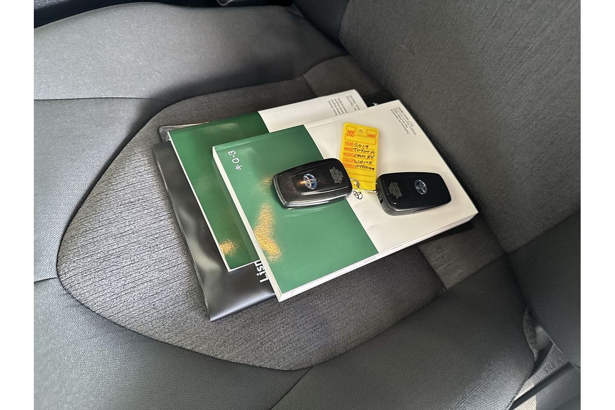 2019 Toyota Camry Ascent AXVH71R