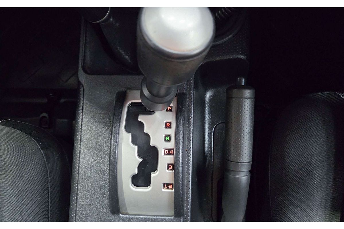 2013 Toyota FJ Cruiser GSJ15R