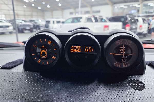 2013 Toyota FJ Cruiser GSJ15R