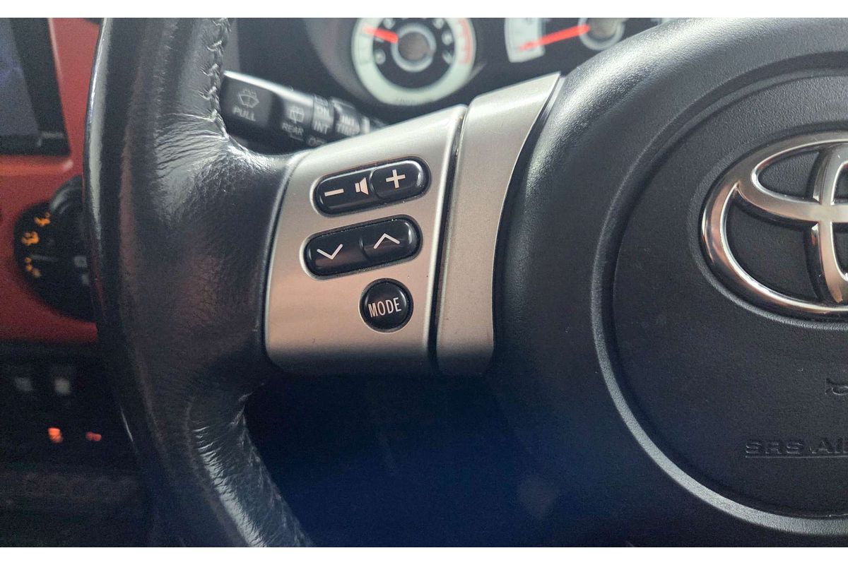 2013 Toyota FJ Cruiser GSJ15R