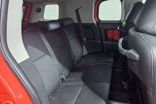 2013 Toyota FJ Cruiser GSJ15R