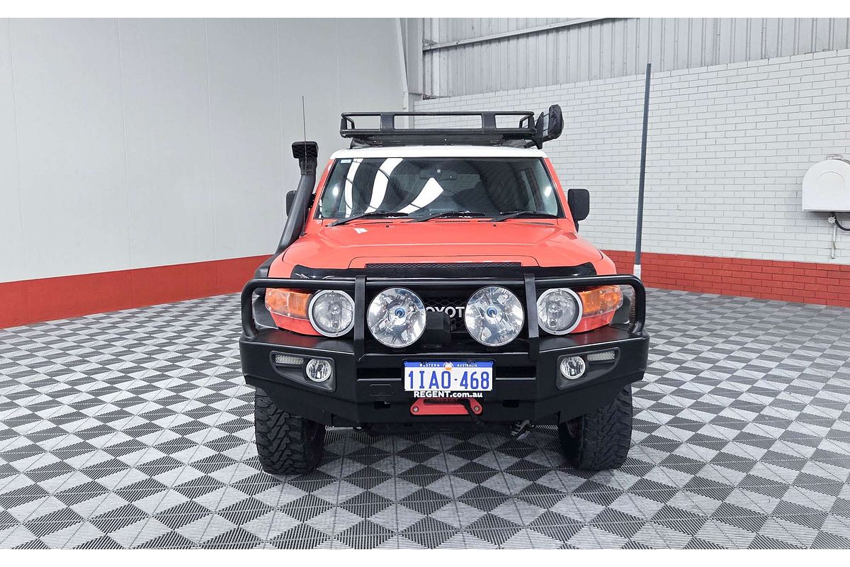 2013 Toyota FJ Cruiser GSJ15R