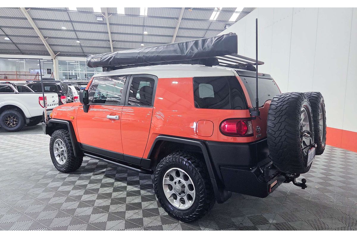 2013 Toyota FJ Cruiser GSJ15R