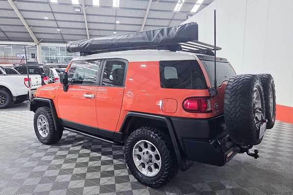 2013 Toyota FJ Cruiser GSJ15R