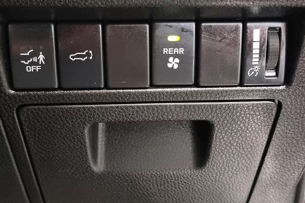 2024 Isuzu MU-X LS-U